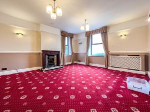 Lounge- click for photo gallery